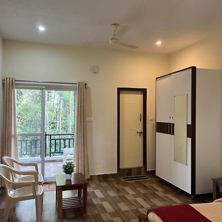Sri Lakshmi Estates Lejlighed Siddāpur Eksteriør billede