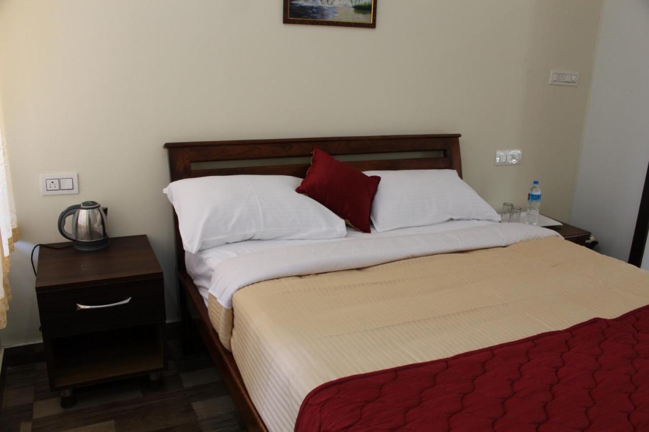 Sri Lakshmi Estates Lejlighed Siddāpur Eksteriør billede
