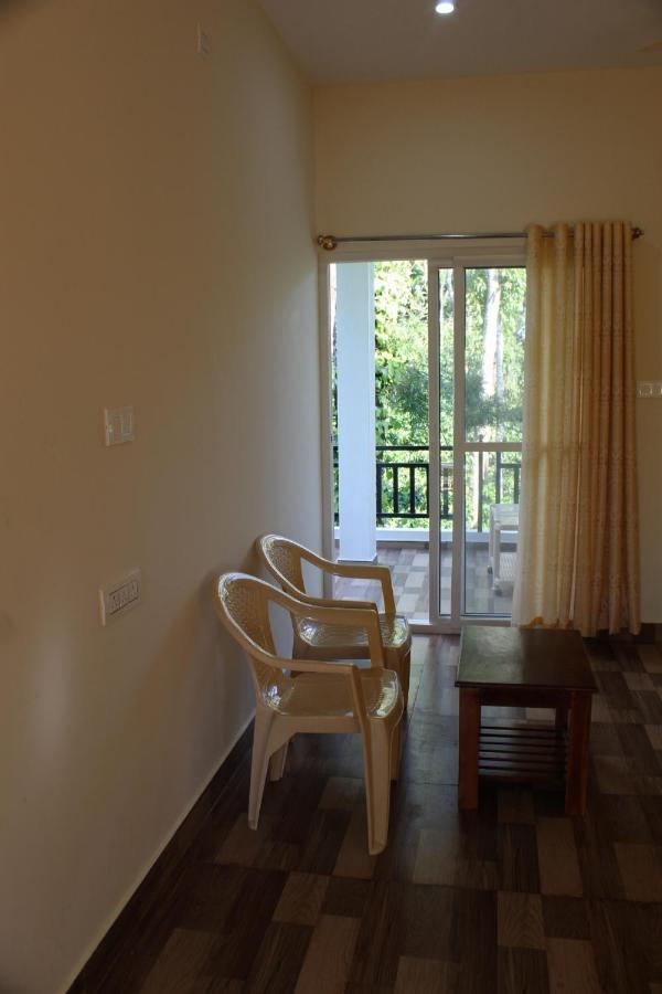 Sri Lakshmi Estates Lejlighed Siddāpur Eksteriør billede