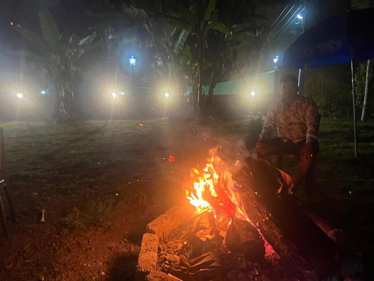 Sri Lakshmi Estates Lejlighed Siddāpur Eksteriør billede